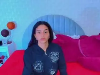 Freechat charlote-sweett on CamSoda