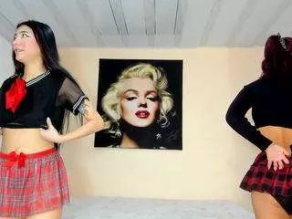 Offline cloe-world1 on CamSoda