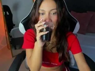 Freechat cora22 on CamSoda