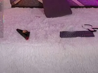 Freechat danttee on CamSoda