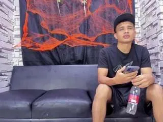 darrkmoon on CamSoda 