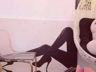 Offline denychantall on CamSoda