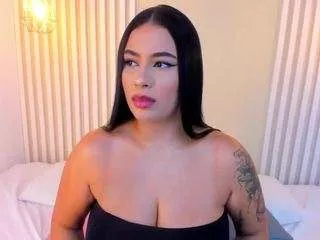 Offline elamorales on CamSoda