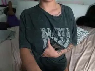 Freechat emmagray01 on CamSoda