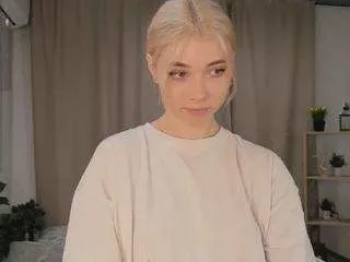 Freechat erlinafulwood on CamSoda