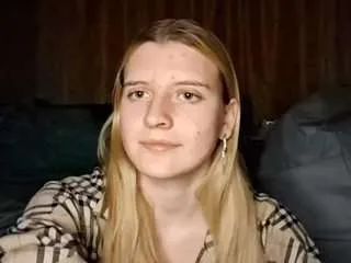 Freechat florettaschneck on CamSoda