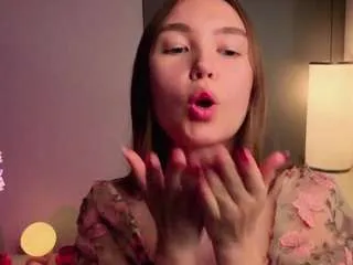 Freechat francinebritnell on CamSoda