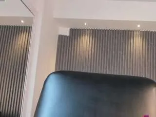 Offline freyja-sweet on CamSoda