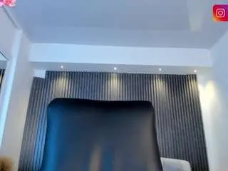 Offline freyja-sweet on CamSoda