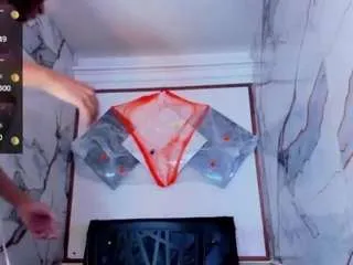 Offline isabella-pitts on CamSoda