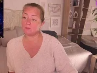 Freechat jenniferlight on CamSoda