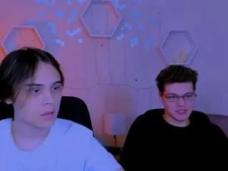 karl-mans — show ass [100 tokens remaining]