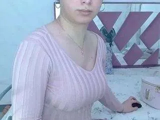 Freechat karlalebruntsx on CamSoda