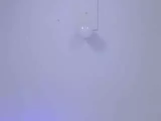 Freechat kendall-silver on CamSoda