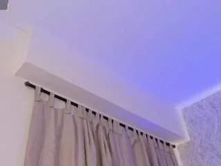 Freechat kendall-silver on CamSoda