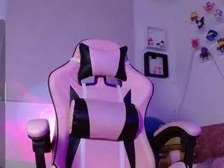 Freechat levi-cloud on CamSoda