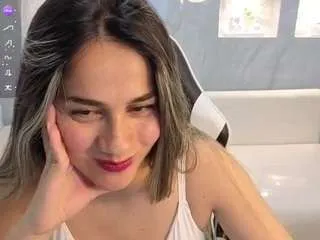 Freechat liat-white-tx on CamSoda