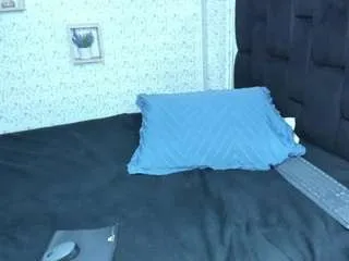 lisa-logan — lisa-logan chat