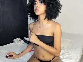 lorena-hawkins — Play with my nipples close to cam [Multi Goal]