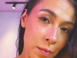 Offline loribauer on CamSoda