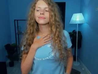 Freechat lornaeddy on CamSoda