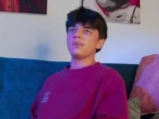 Offline lucadelart on CamSoda