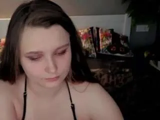 Freechat magicpeachs on CamSoda