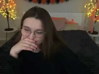 Freechat magicpeachs on CamSoda