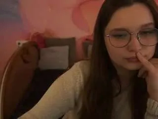 Freechat magicpeachs on CamSoda