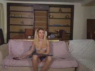 Offline manifique on CamSoda