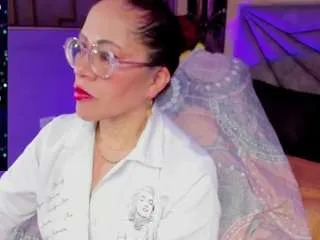 Freechat mariapaulareal on CamSoda