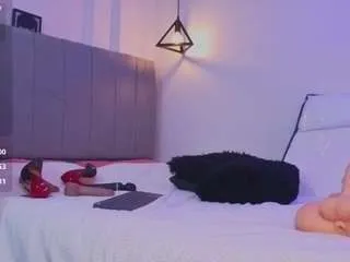 Offline matureveronica on CamSoda