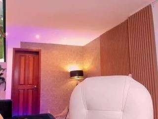 miia-evans — MyGoals: BIG SQUIRT // do u wanna  have fun? [194 tokens remaining]