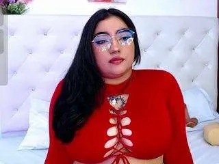 molly-curvyhot on CamSoda 