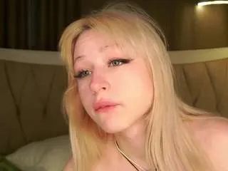 Offline monetanzideo on CamSoda