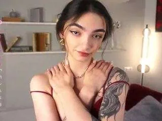 Freechat morenadolce on CamSoda