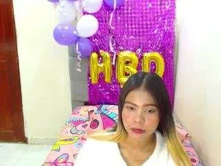 Offline naty-cox on CamSoda