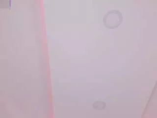 nikkii-vega on CamSoda 