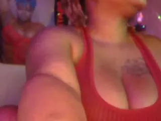 Freechat partytriplex on CamSoda