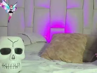 regiina-doll on CamSoda