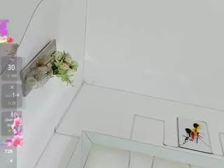 regiina-doll on CamSoda