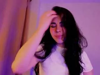 Offline rousy-rhoades on CamSoda