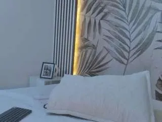 Freechat samaantha-white on CamSoda