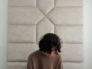 scaarlett-22 — Scaarlett-22 Public Chat Channel