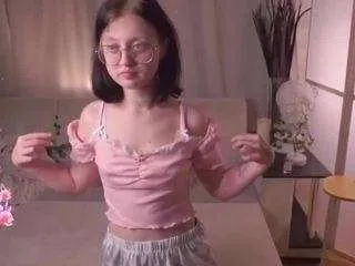 sharronbonyai — hard clit play for my pussy [222 tokens remaining]