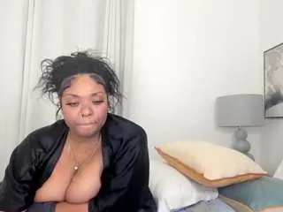 Offline siennadivyne on CamSoda