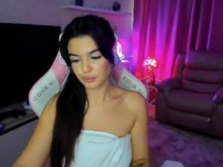 Offline snowingwinter on CamSoda