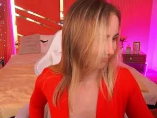 Freechat sofiebloom on CamSoda