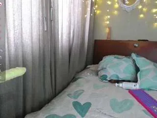 sophiedrems — delicious squirt [1000 tokens remaining]