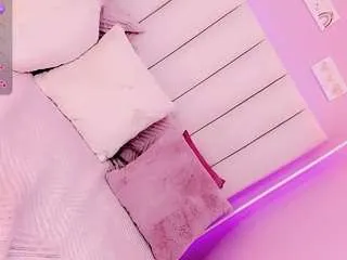 Freechat taii-leal on CamSoda